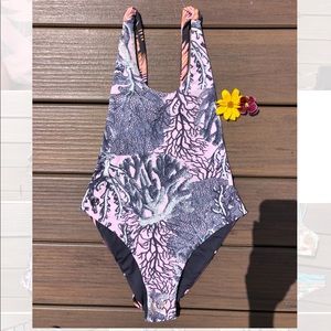 Like new! MAAJI Swimwear one piece, coral pattern, small